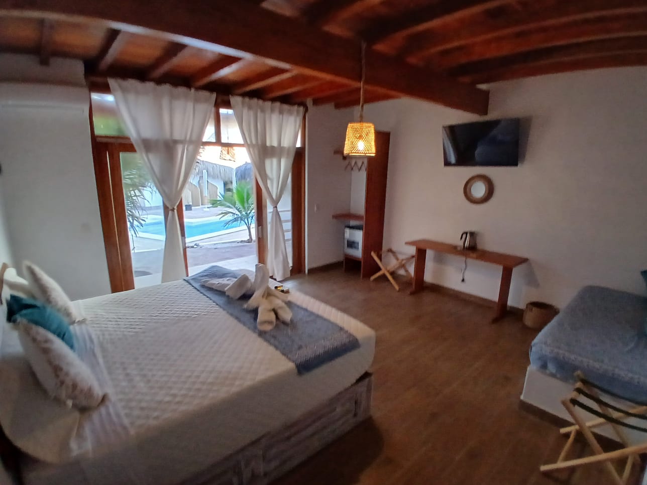 Jr Suite vista a la piscina